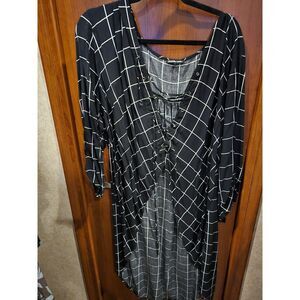 Charlotte Russe Cover up Tunic Sz 3X I-17